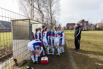 Bild 102 - wBJ SG Weststeinburg/Beidenfleth - SV Henstedt Ulzburg : Ergebnis: 0:4